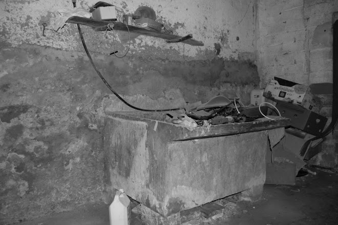 ABRIL 2009: INTERIORS 21