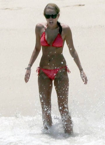 Miley Cyrus Bikini Pictures in Mexico
