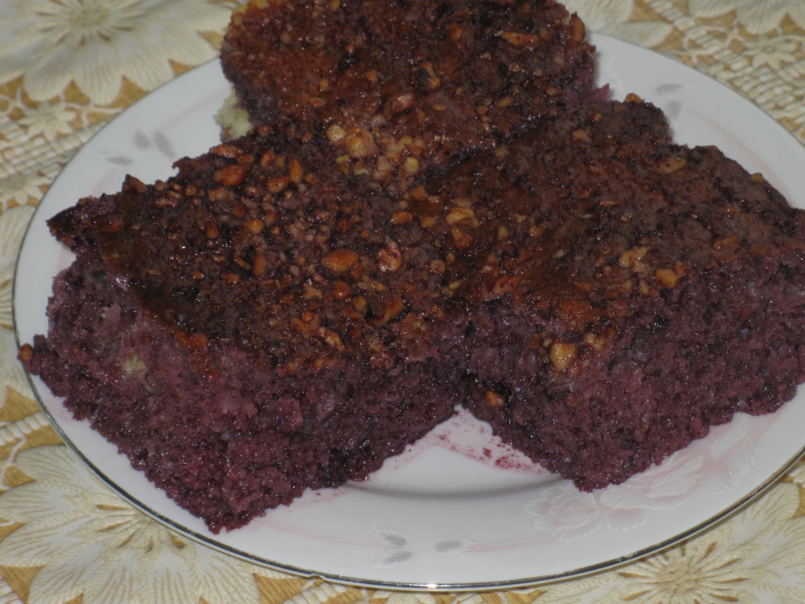 ŞİFALI YEMEK TARİFLERİ KARADUTLU ISLAK KEK