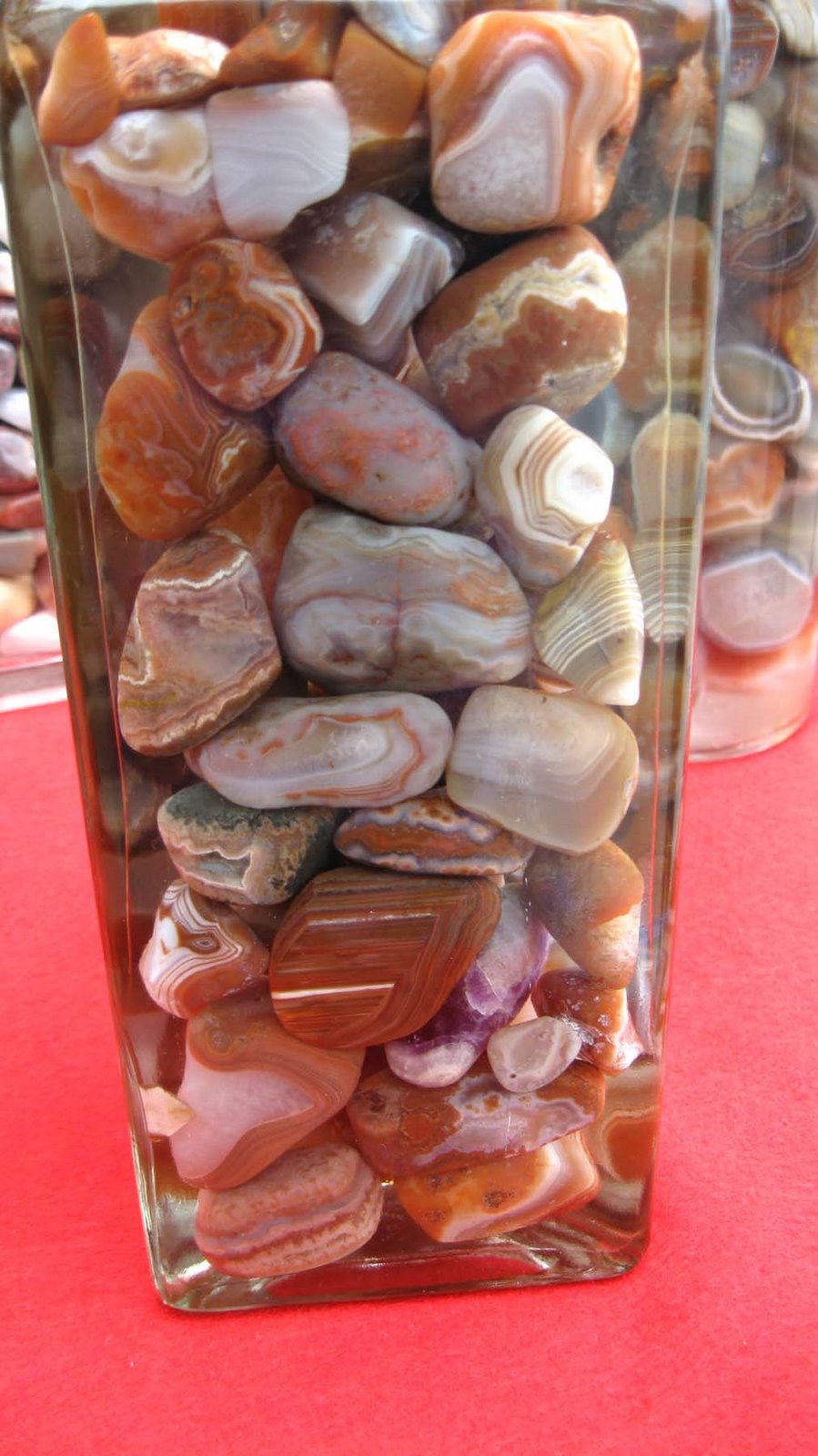 [LS+agates+in+jar.JPG]