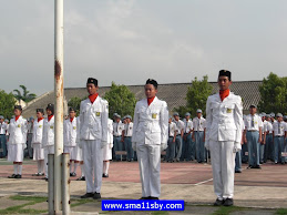 Upacara Hari Pahlawan di SMAN 11 Surabaya