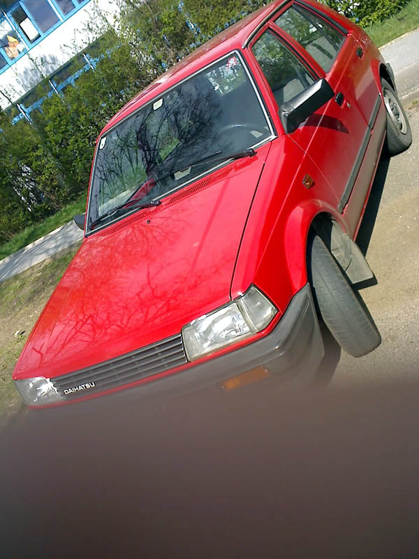 [daihatsu-charade-1.jpg]