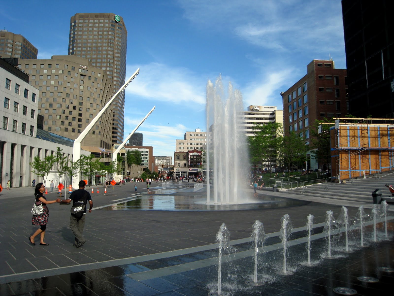 Cycle Fun Montreal We check out the new fountains at places des