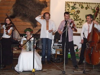 Бурдон грає на весіллі Оксани Гринько