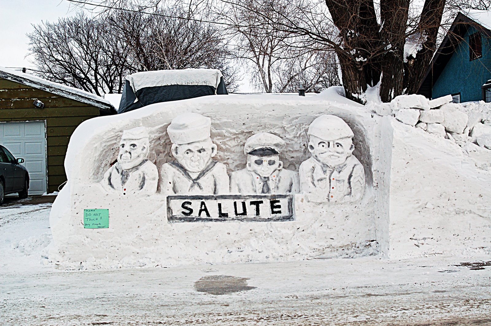 [Jan10-SnowSculpture_2.jpg]
