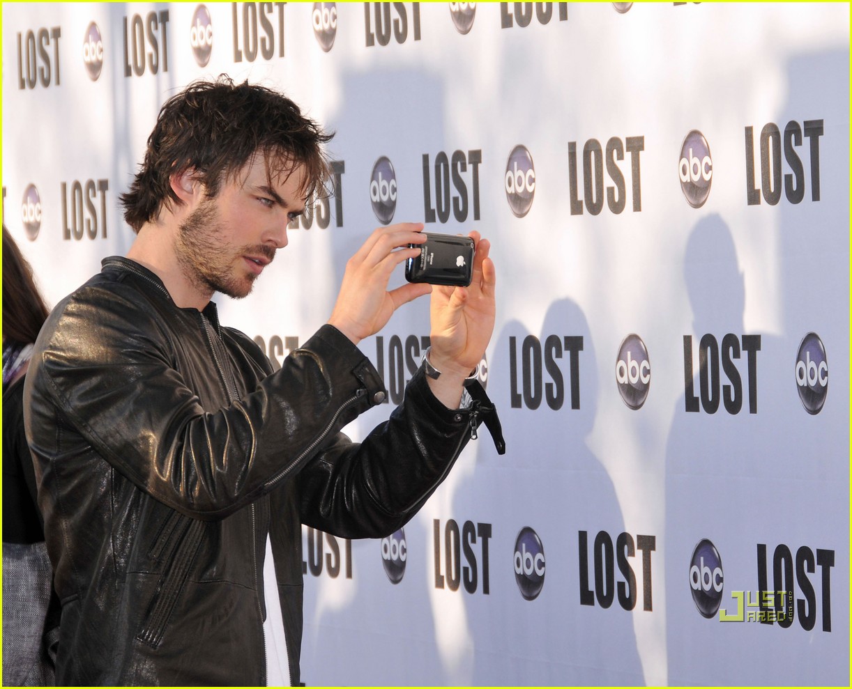 http://2.bp.blogspot.com/_vBllUnxeecU/S-61uuT_1JI/AAAAAAAAFuE/VJhDOTVX9G4/s1600/ian-somerhalder-eyes-16.jpg