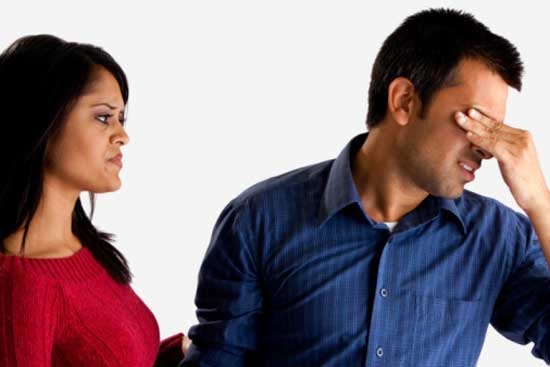 Kado Cinta Indah Jika Suami Memandang Istri Hanya Sebatas Fisik