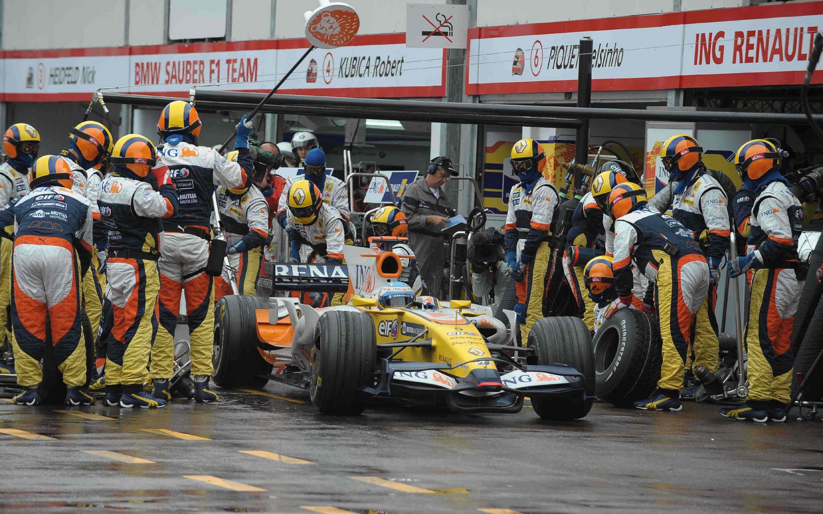 [Fernando+Alonso+Renault+Sunday+race,+Monaco+-+Monte+Carlo,+Formula+1+2008+106.jpg]