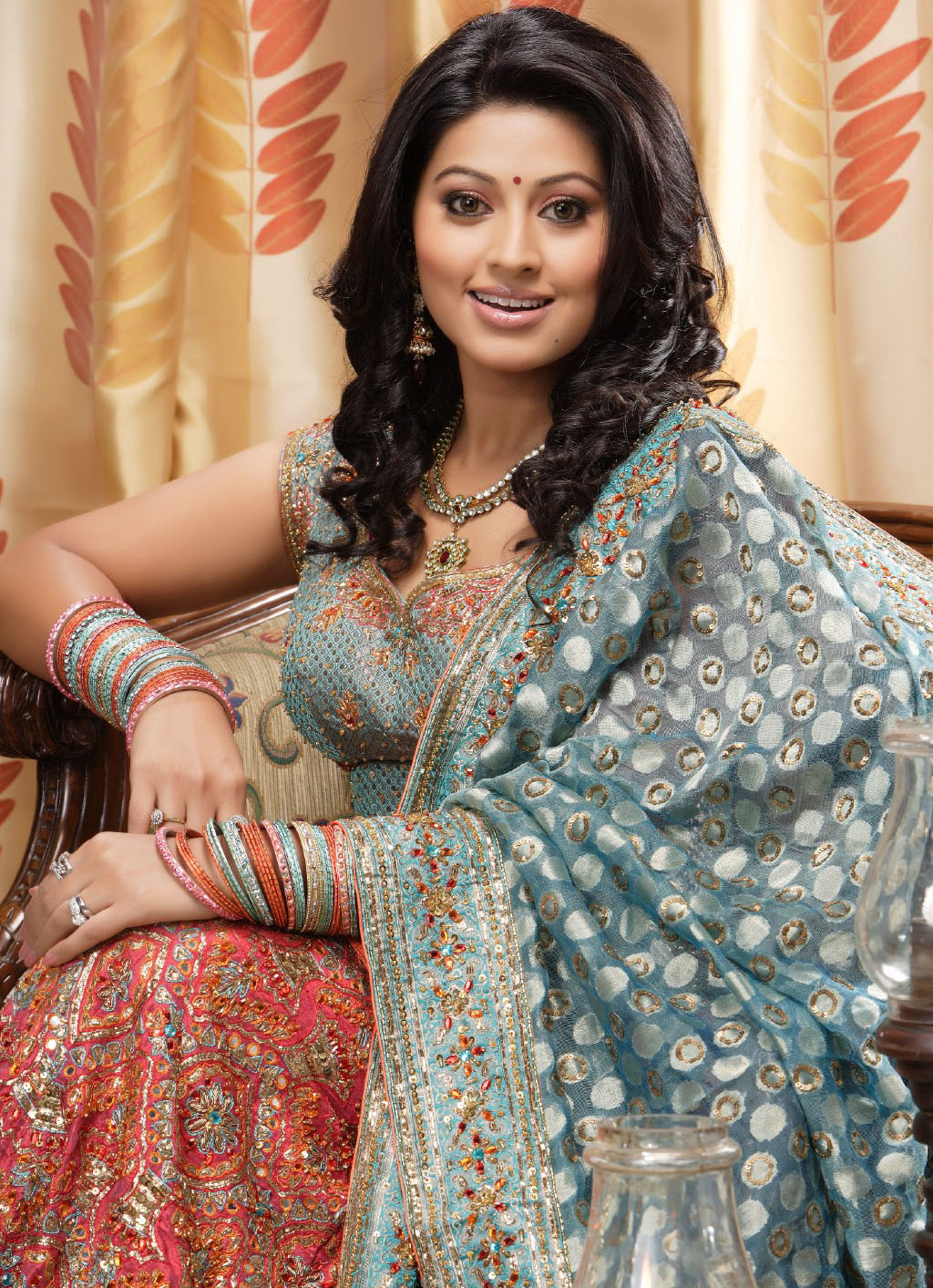 http://2.bp.blogspot.com/_vEK5hH1R--A/Sy9Rte5rUhI/AAAAAAAABqo/l6MpprABIXI/s1600/SNEHA%252BHOT%252B(4).jpg