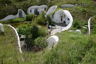 Environmentally-Friendly Earth Homes