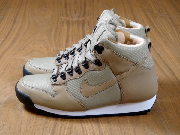 nike lava dunk
