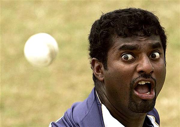 Video : Test Cricket struggling financially - Muttiah Muralitharan
