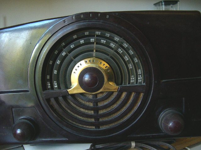 [zenith+radio.JPG]
