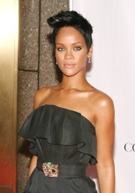 Jr The Black Entertainment Guide Rihanna Tops Billboard Hot 100