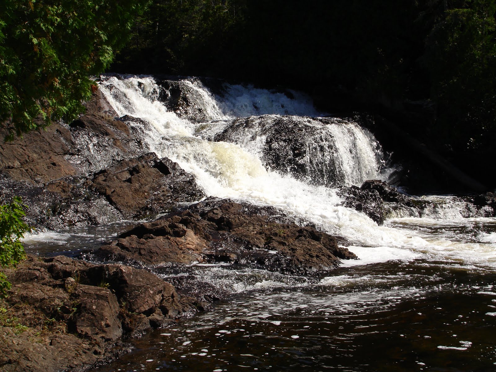 The Keweenaw Day Hiker The Lower Montreal Falls