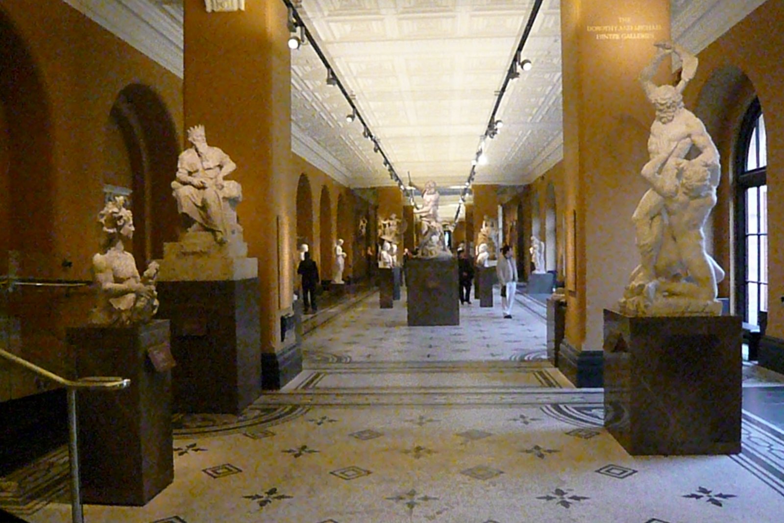[L1050164.JPG]