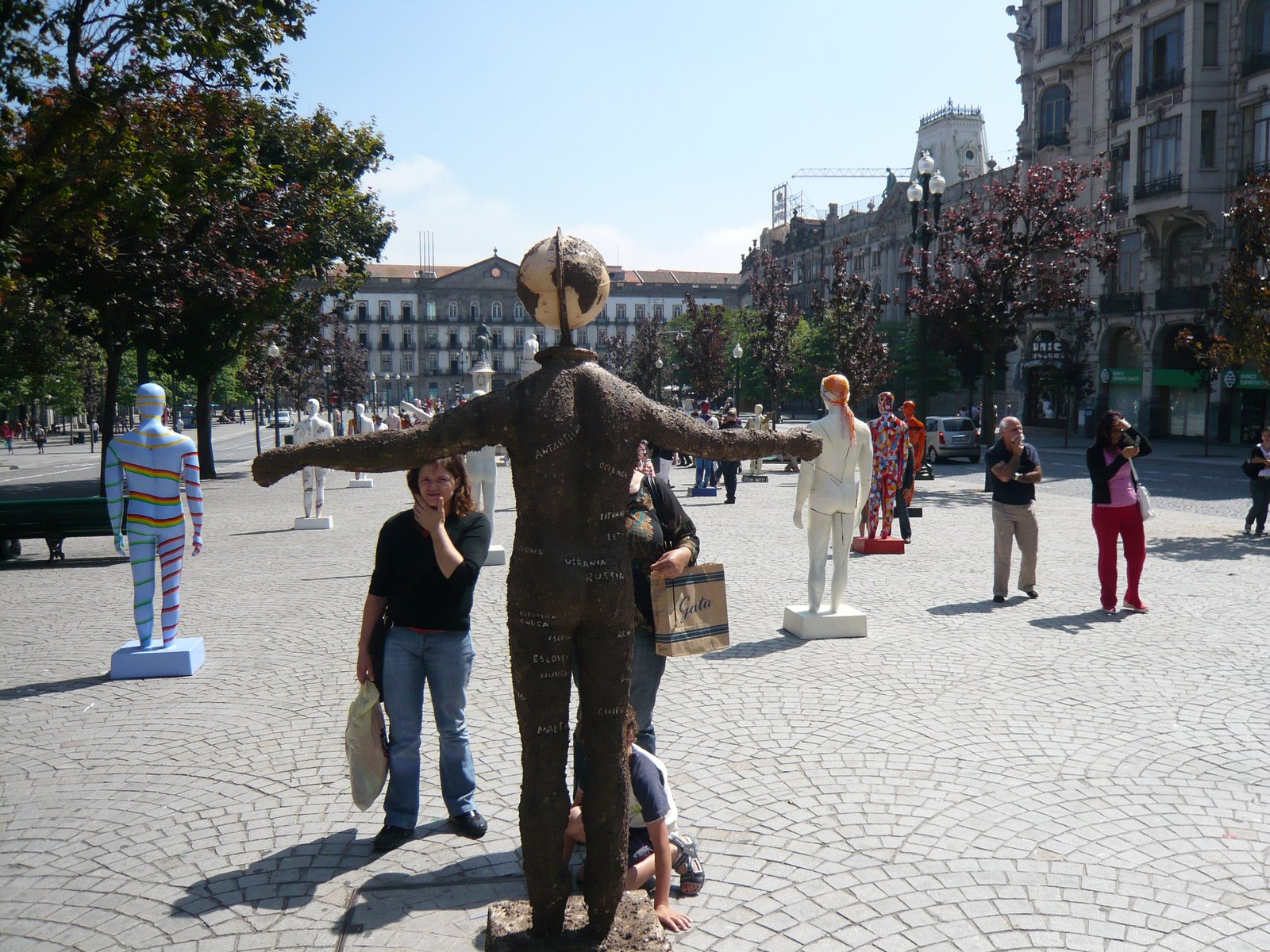 [L1000617.JPG]