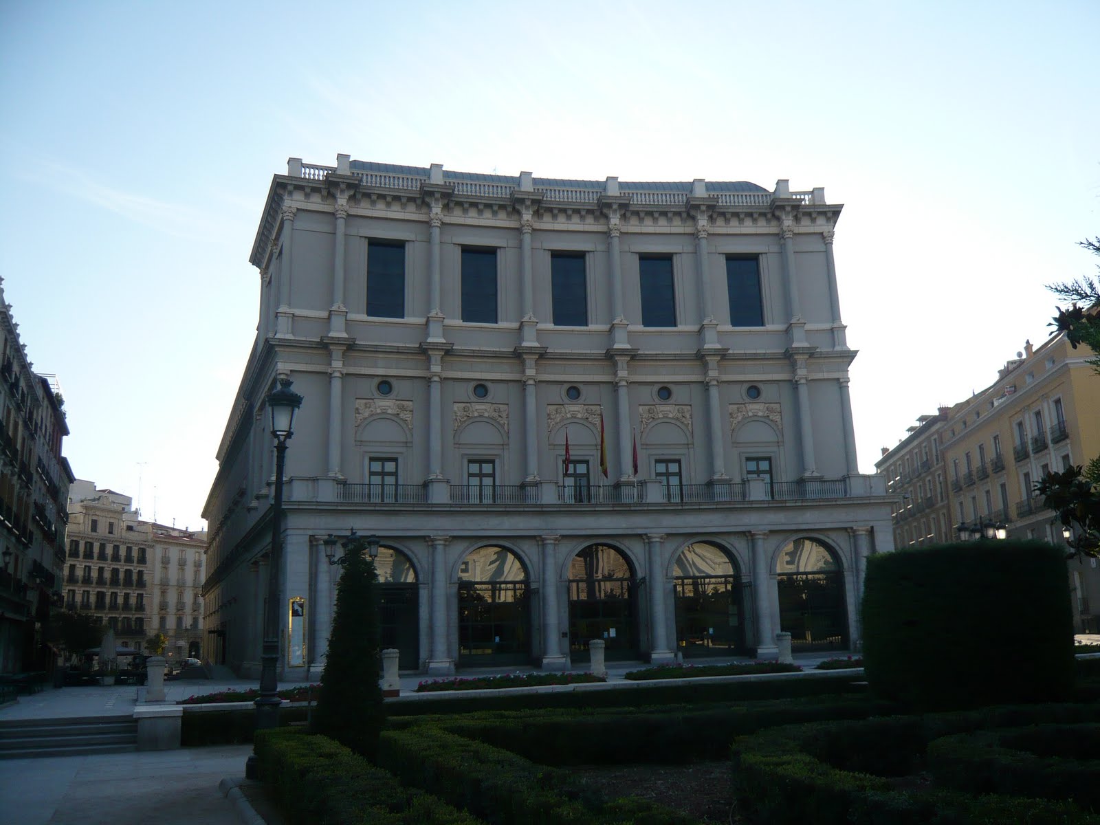 [L1020484.JPG]