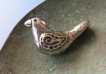 [MamacitaPewterFolkBird.jpg]