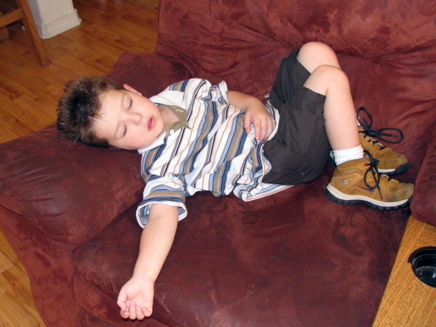 [Zack+AFTER+the+first+day+of+school+2008.jpg]
