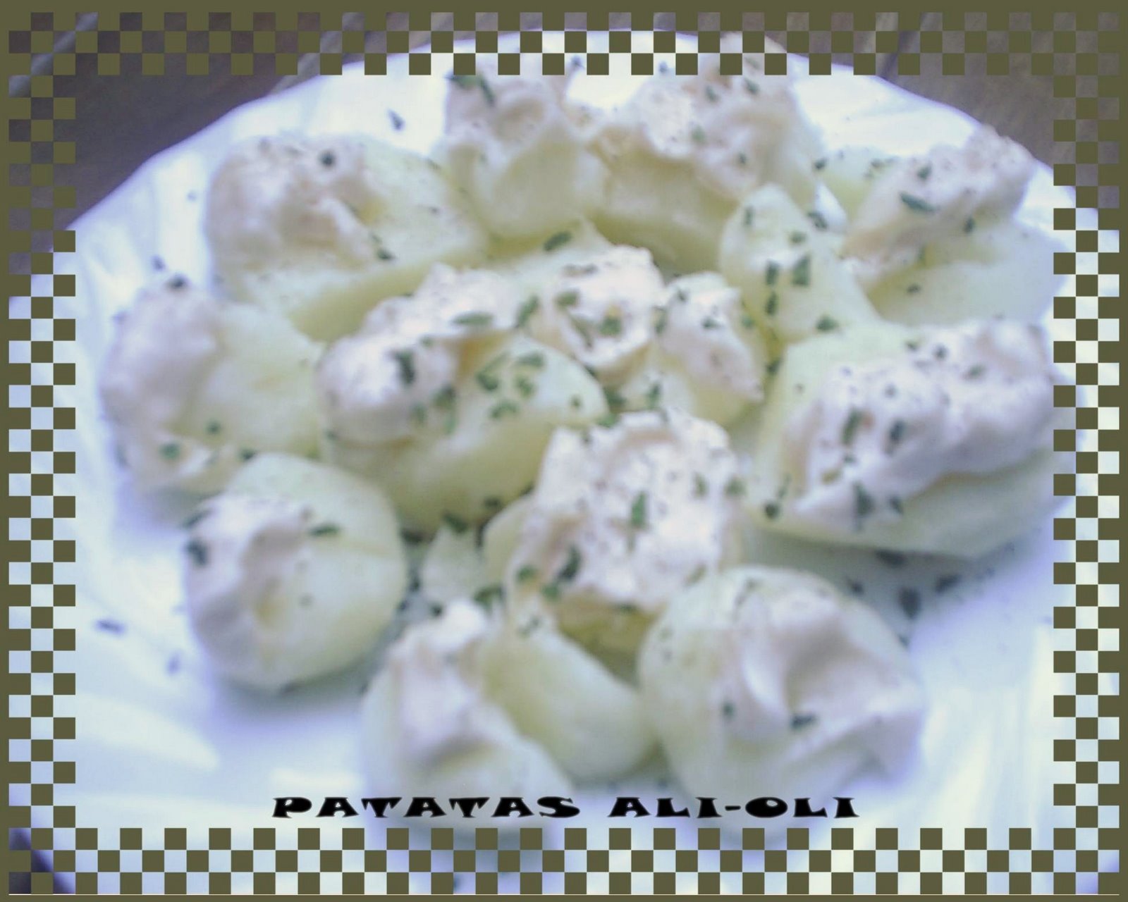 [PATATAS+ALIOLI2.JPG]