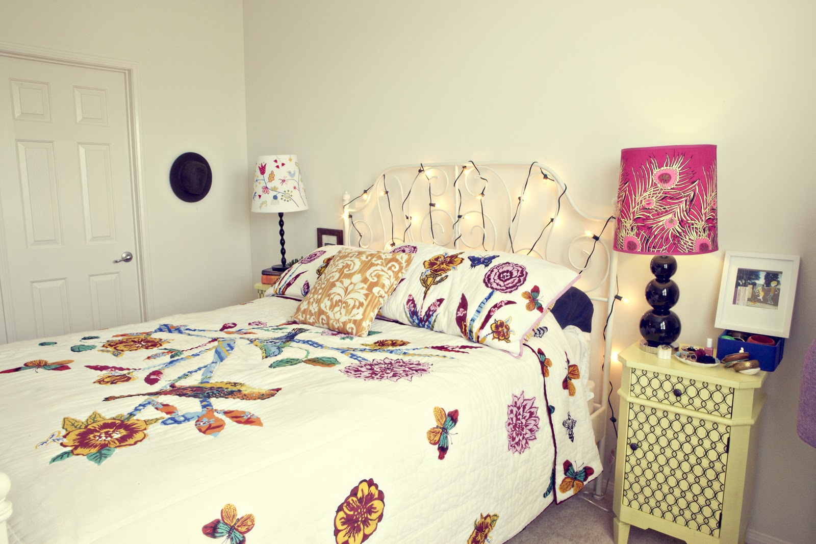 headboard with lights | Master bedroom design, Bedroom design, Interior