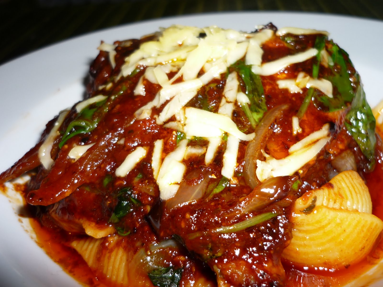 That's So Retro! Red Wine Chicken Pasta Recipe