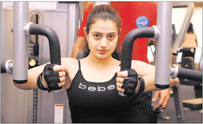  Amisha patel in Gym2
