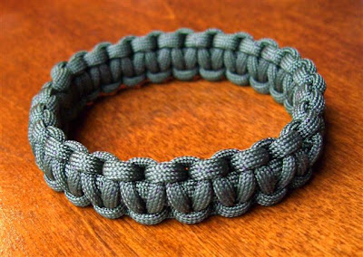 Paracord Bracelet With a Side Release Buckle : 9 Steps (with Pictures) -  Instructables