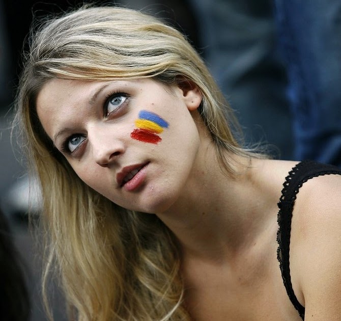 Romanians Romania Romanian Romanian Football Fan Girl Romania Girls