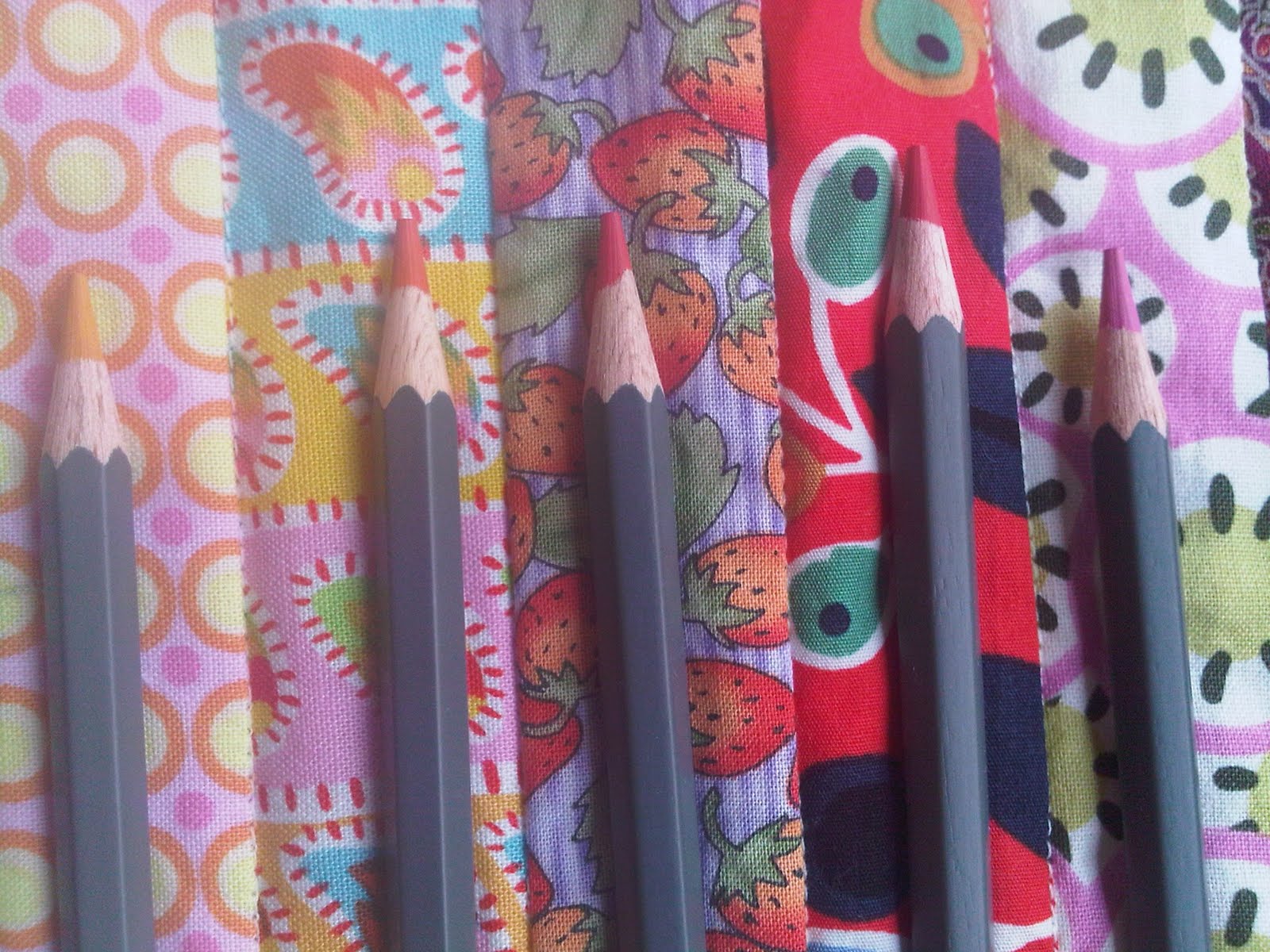 [pencil+wrap+close+up.JPG]