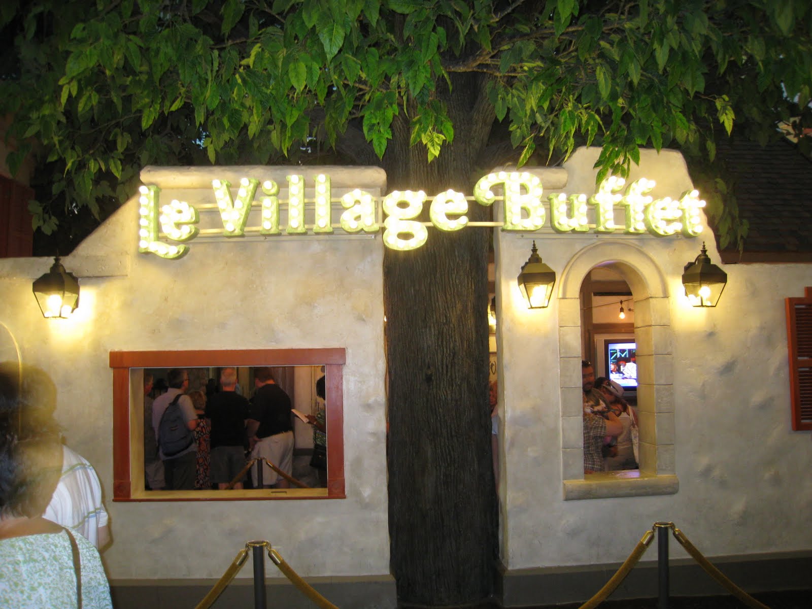 Travel Smart [Las Vegas] [Buffet] Paris Las Vegas Le Village Buffet