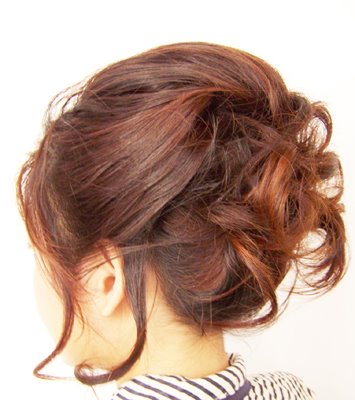 http://2.bp.blogspot.com/_vmWpvsQFgvs/TD4OhdAY09I/AAAAAAAACsU/NKcSrh1iQPs/s1600/hair11rsjpg.jpg