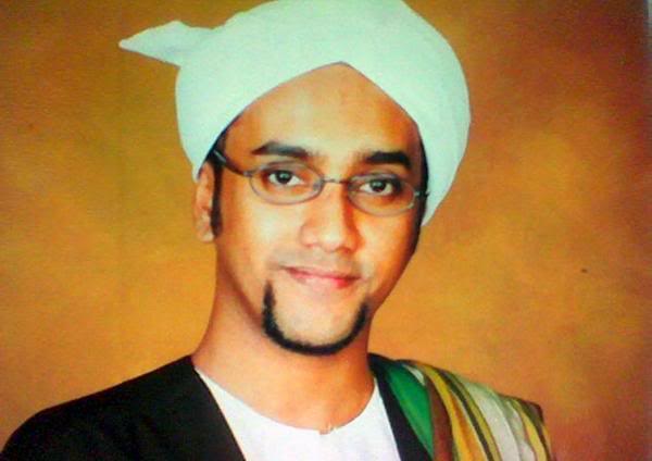 http://2.bp.blogspot.com/_vqHomsQkmWw/TDtNJjK63CI/AAAAAAAAAAc/n5FI64z66zk/S1600-R/HabibHasanBinJafar.jpg