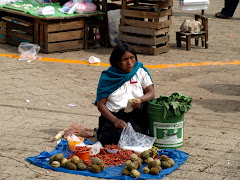 Los pequeñospuestosdel mercado de San Juan Chamulas