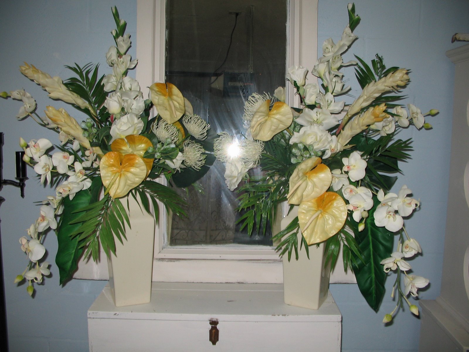 [Altar+flowers.JPG]