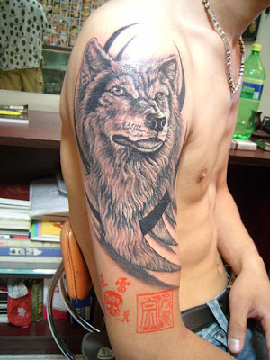 free wolf tattoo design on the arm
