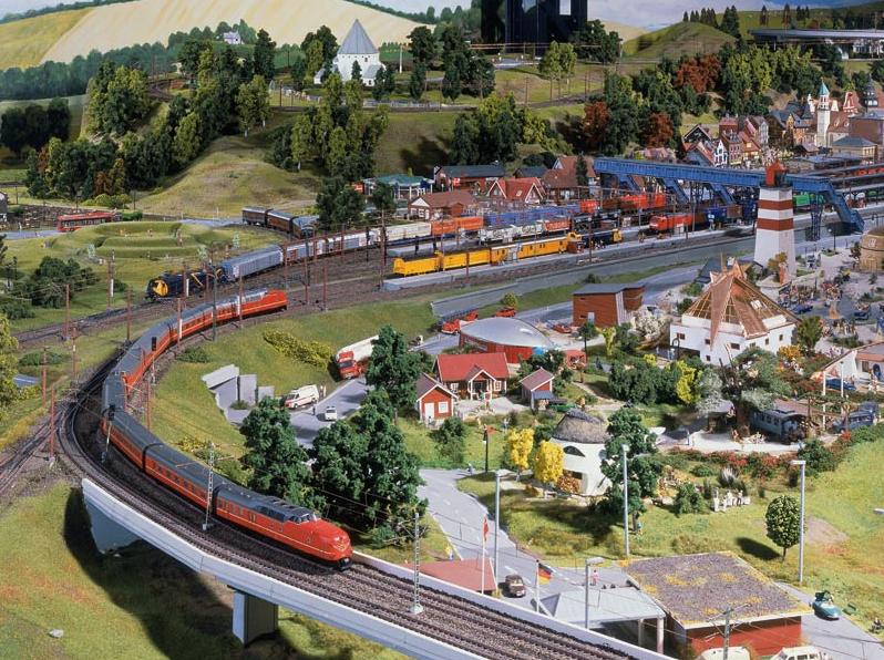 Mighty Lists 12 incredible model railroad setups