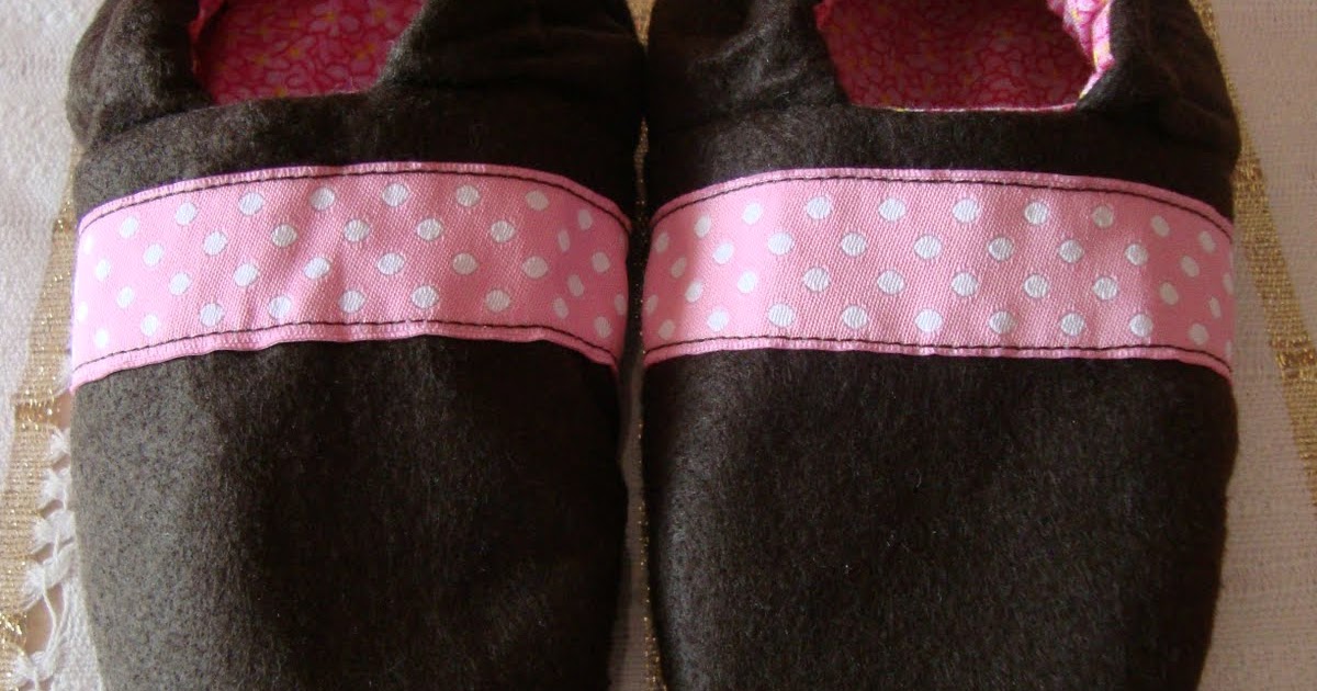 inci küpeli kız ev ayakkabısı