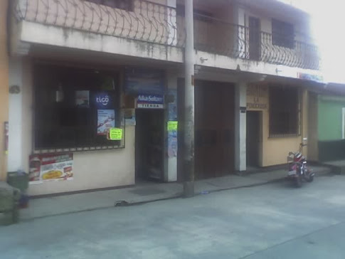 Vendo: casa de dos niveles en la zona 1 de quetzaltenango (xela)