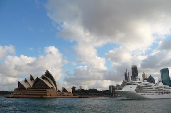 Aquí el Opera House y un crucero