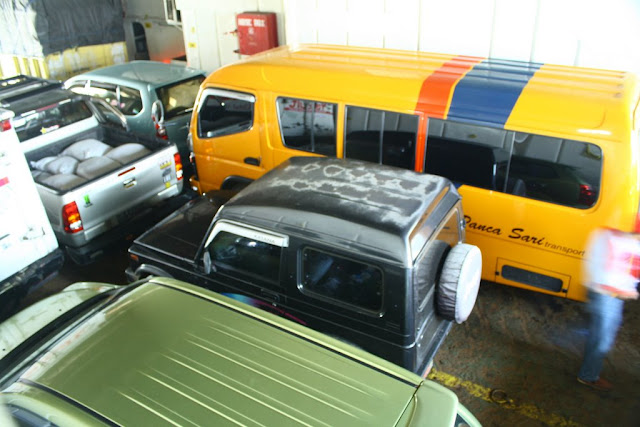 Los autos en el ferry