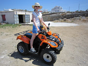 Mykonos: Transportation and Beaches (mykonos )