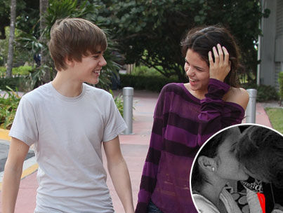 justin bieber selena gomez 2011. selena gomez and justin bieber