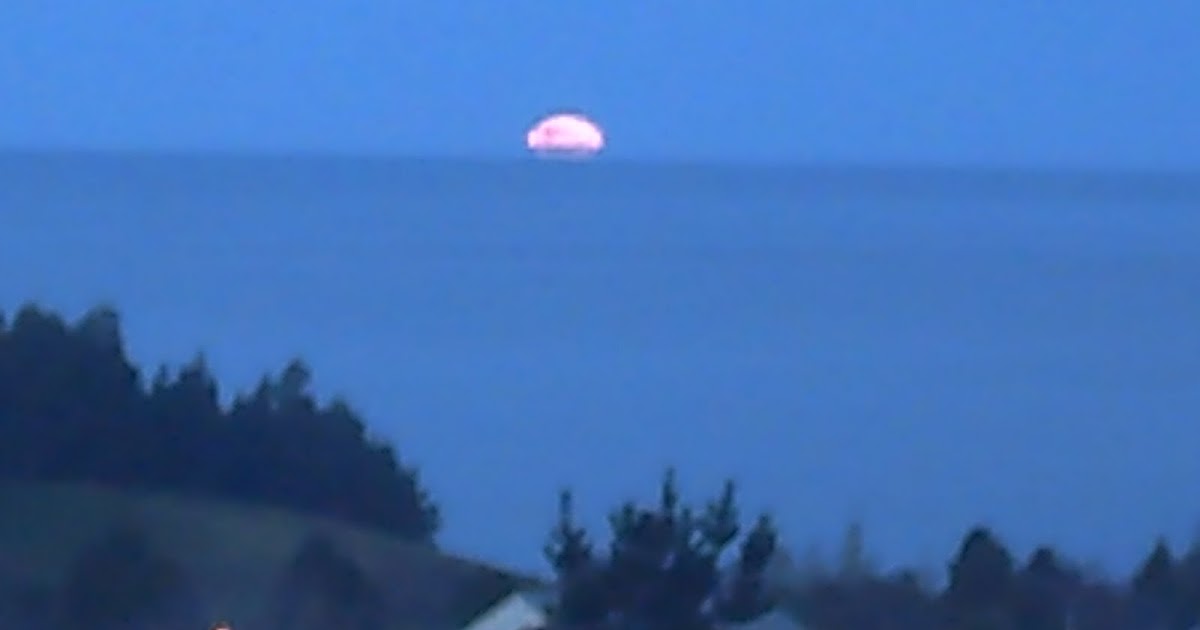 Coastal Observer Community Newspaper (1991) Mars The Great