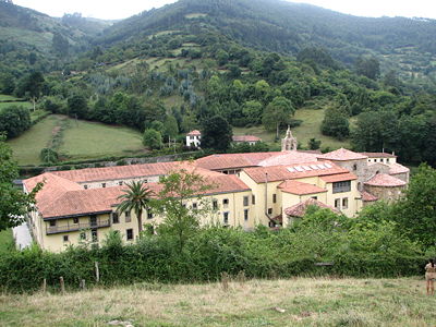 [400px-Monasterio_de_Santa_María_de_Valdediós.JPG]