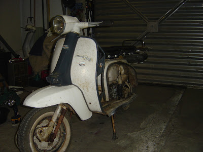 Lambretta 175 Tv 1962  - 1958 Tv 175 Fitted With A Longhi Sidecar And Has Been Restored.