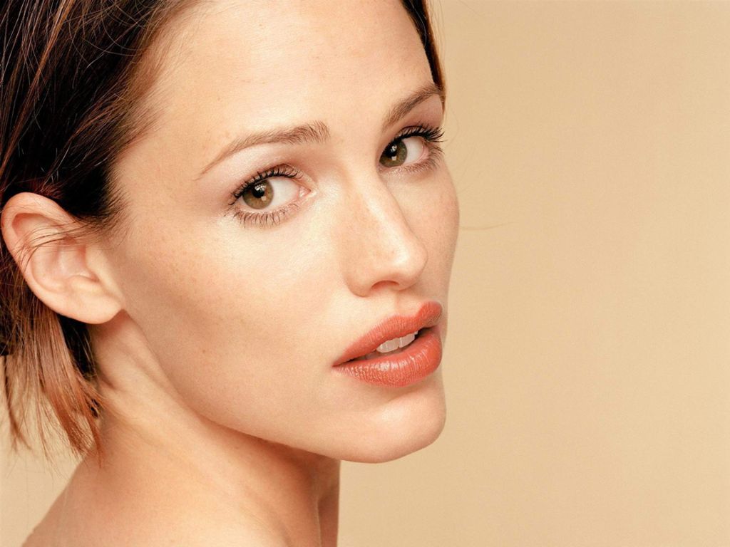 http://2.bp.blogspot.com/_wGl3bmdTX_E/TR15ikxBhKI/AAAAAAAAAkY/RLFvPbjS1Tk/s1600/Jennifer_Garner%252C_Beauty.jpg
