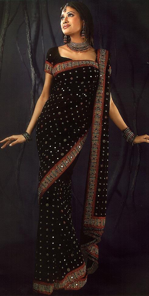 Saree Draping Styles - fashions different styles of draping a saree Saree Draping Styles - fashions different styles of draping a saree
