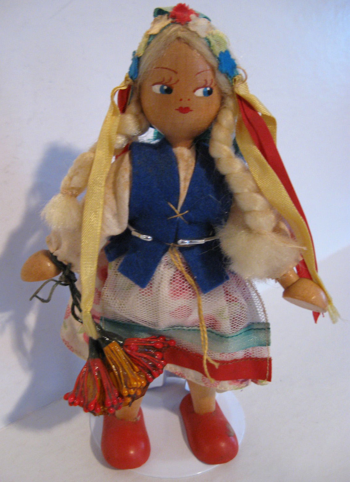 Anna Q's Attic Collecting character wooden Polish dolls